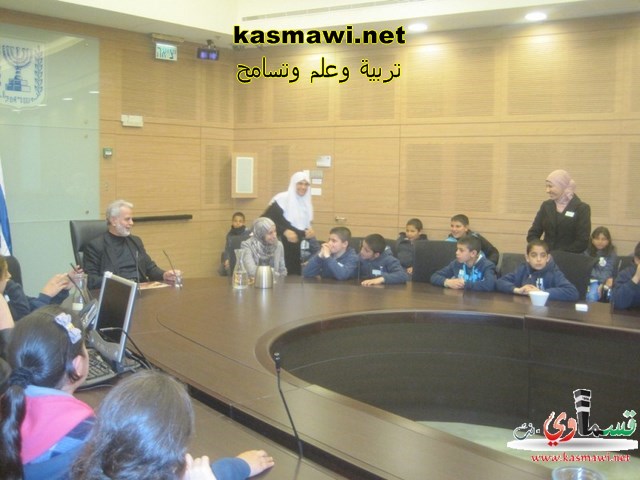   الشيخ النائب إبراهيم صرصور يلتقي تلاميذ من  ابتدائية  مدرسة ابن  رشد في  كفر  قسام في  الكنيست 